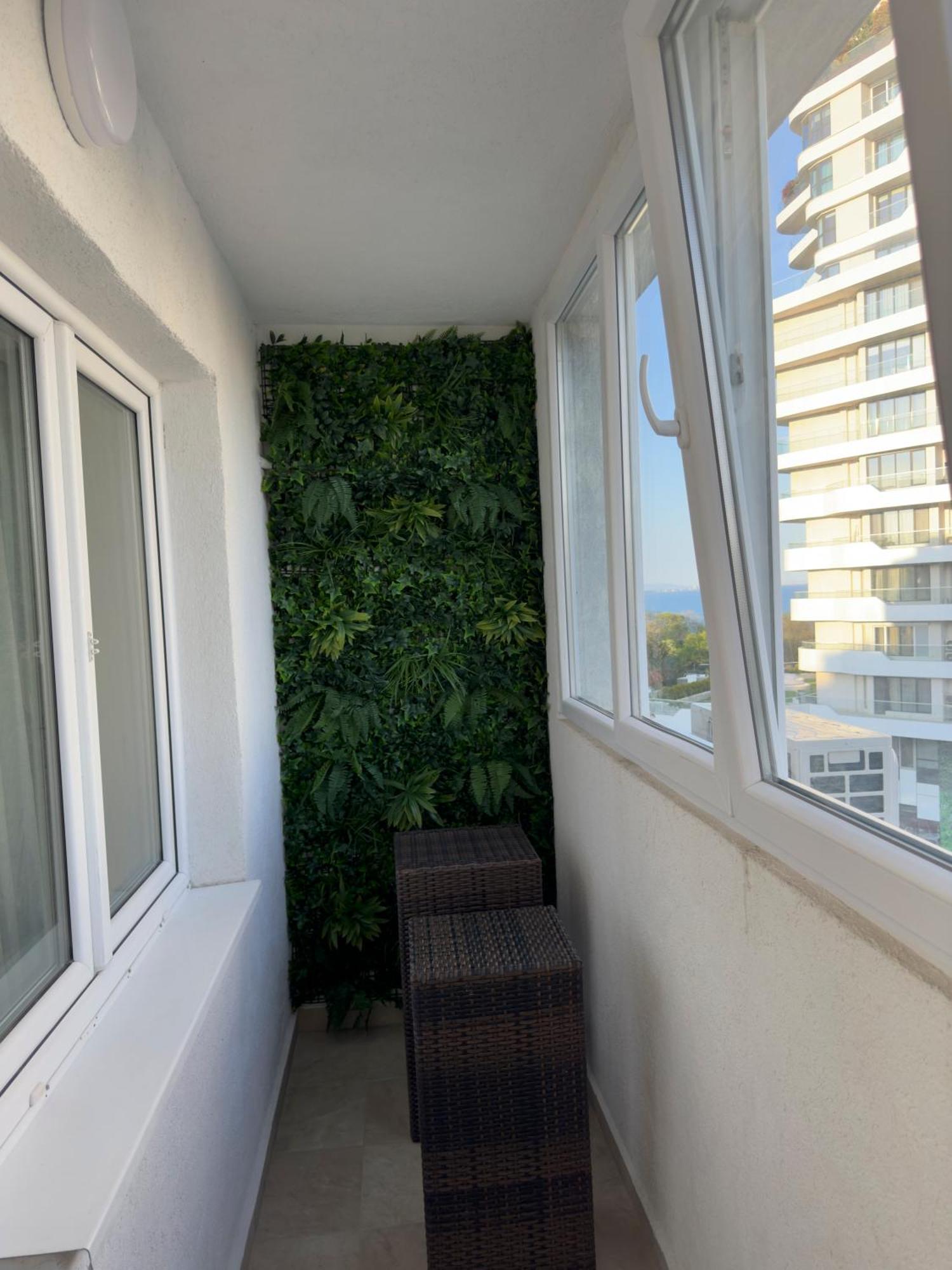 Seaview Lazur Apartment Бургас Екстериор снимка